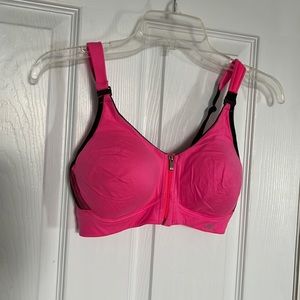 VSX sports bra